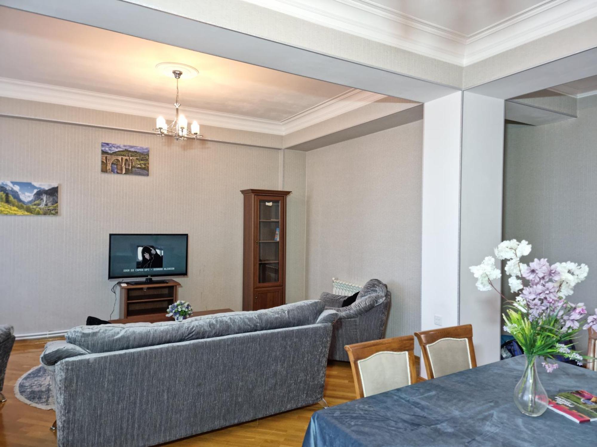 Mayden Family Apartment Баку Экстерьер фото